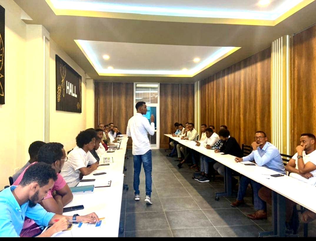 Veynuus is headquartered in Mogadishu and works across Somalia, Kenya, Nigeria and neighbouring markets in the Horn of Africa.